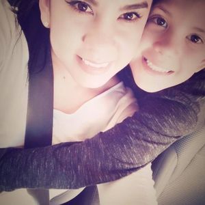 Meet your Posher, Claudia